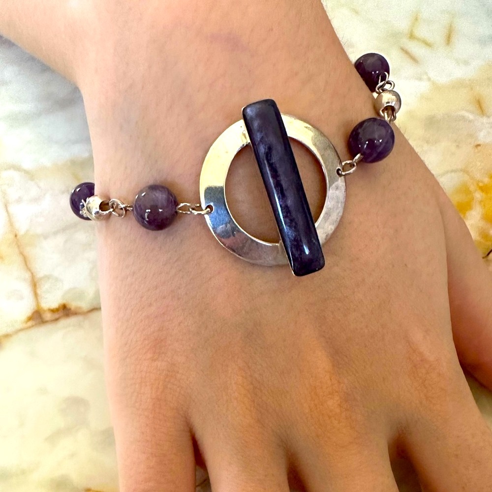 Elegant 925 silver amethyst Purple  Bracelet